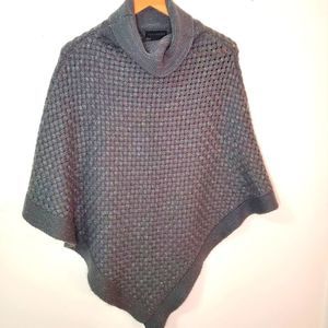 Steve Madden Knitted Gray Sweater Poncho